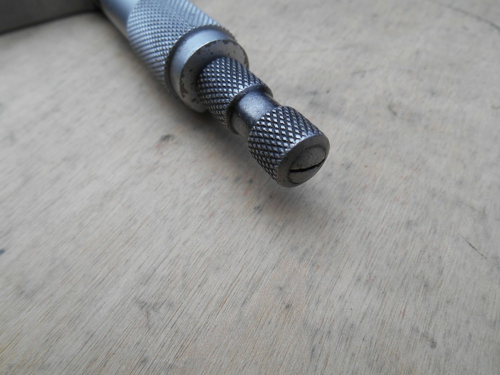 STARRETT 445 DEPTH MICROMETER , 0 - 9" , 6" BASE