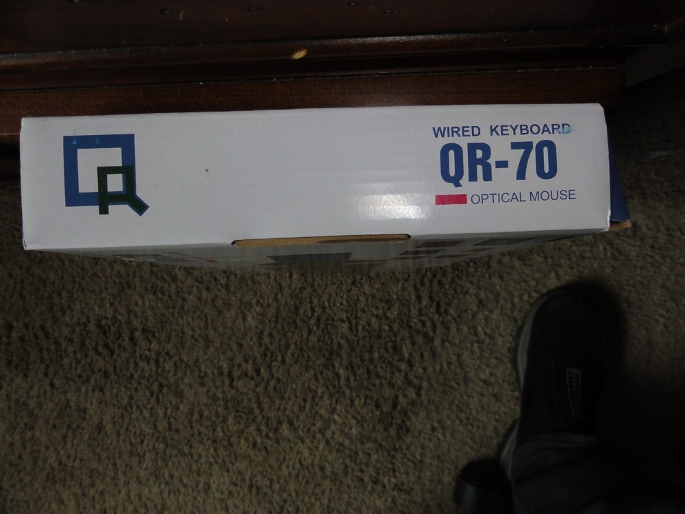 QR-70 WIRED KEYBOARD/MOUSE DOES NOT INCLUDE WIFI USB ADAPTER
