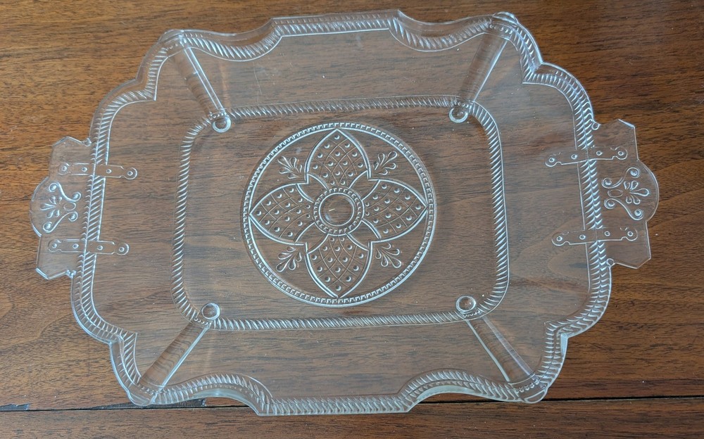VINTAGE EAPG CLEAR PATTERN GLASS RECTANGULAR TRAY WITH HANDLES