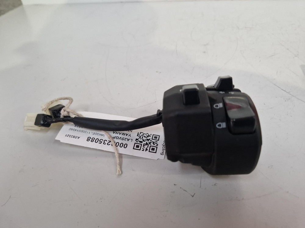 YAMAHA NMAX 125 2025 LEFT SIDE SWITCH GEAR