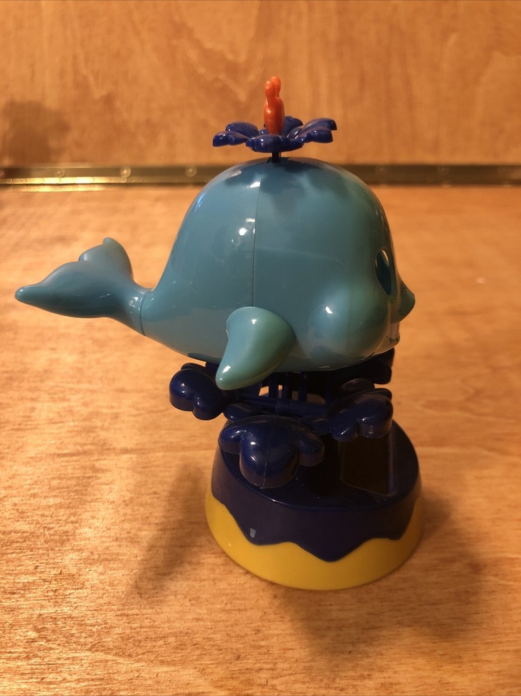 Whale Solar Toy