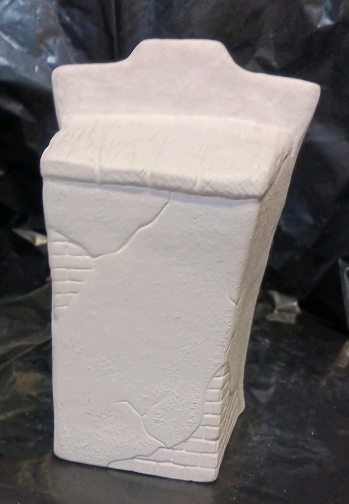 Ceramic Biscuit Saloon Ready To Paint 8"