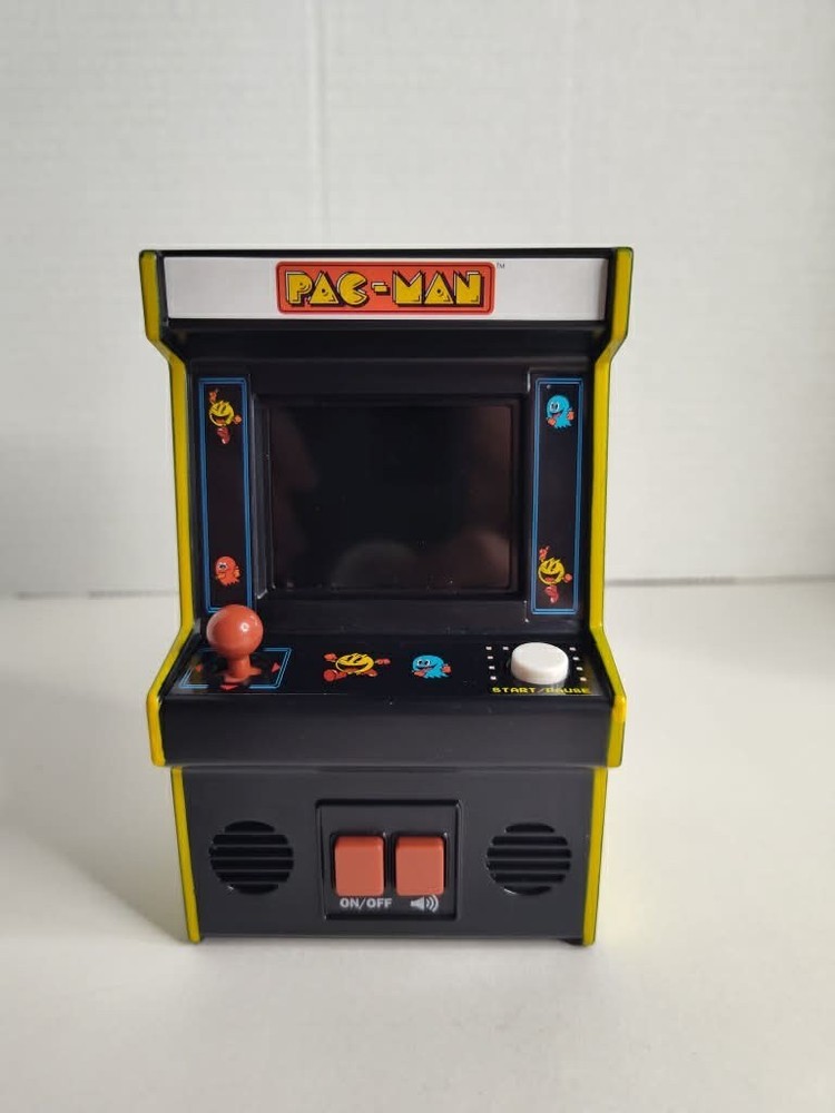 Basic Fun Pac-Man Handheld Mini Arcade Game Bandai Namco Pacman Tested Working