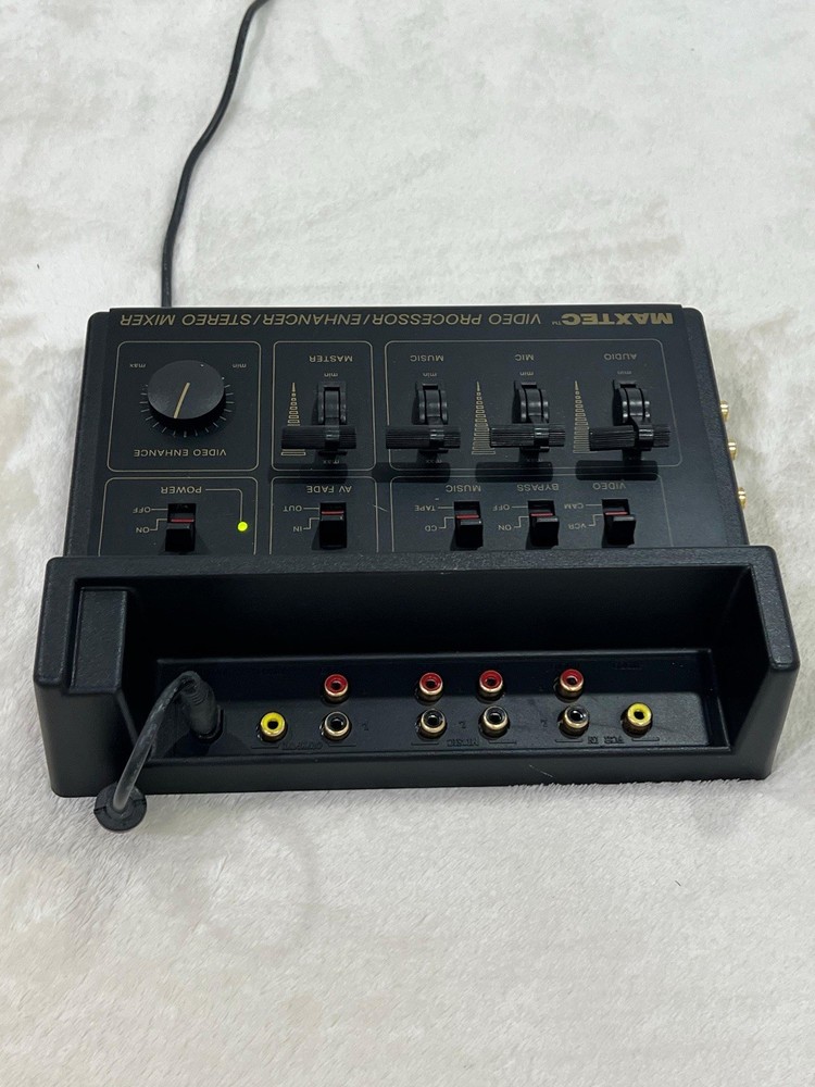 MAXTEC Video Processor Enhancer Stereo Mixer AV RCA Microphone