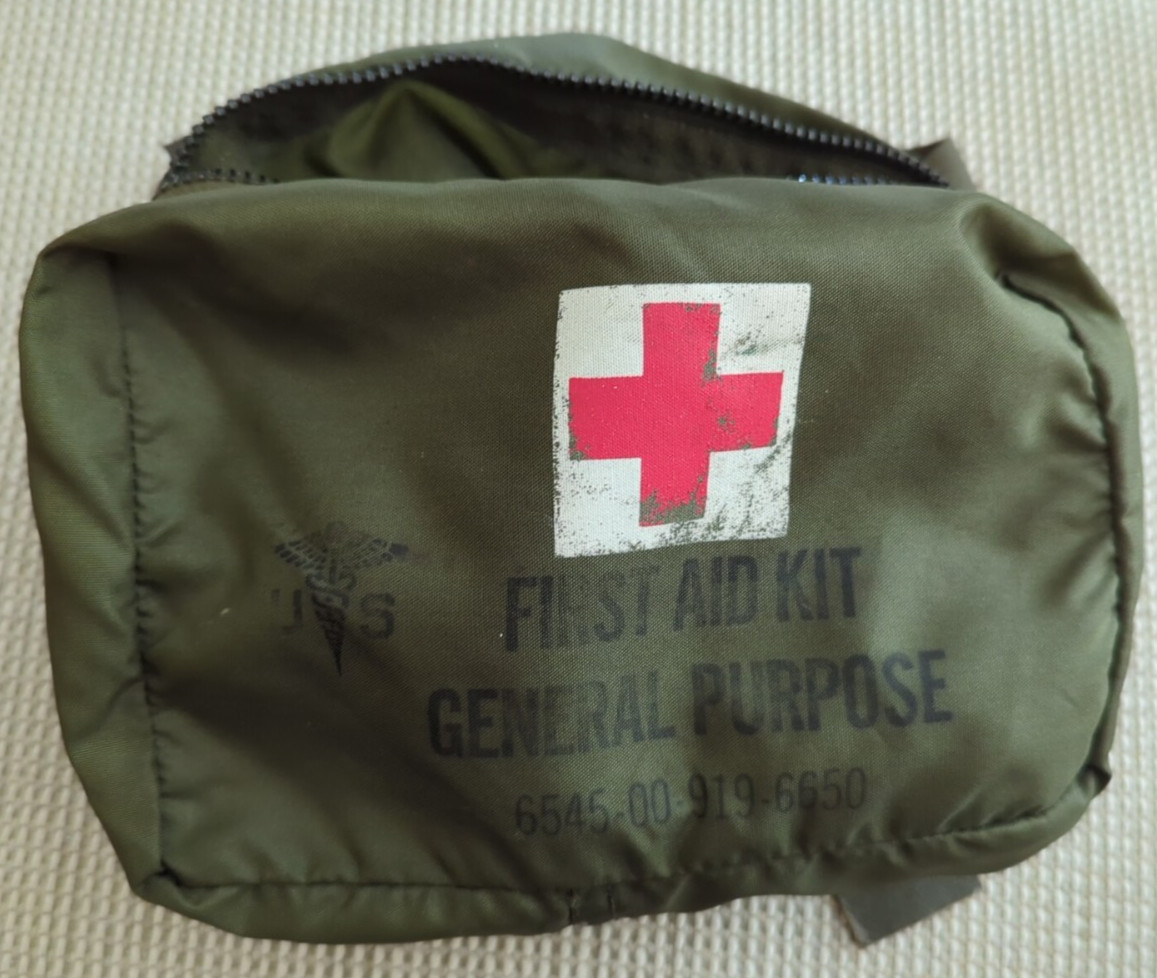 VINTAGE FIRST AID KIT GENERAL PURPOSE 6545-00-919-6650/WWII Soft Bag.