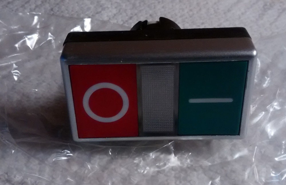 Carlo Gavazzi PB22SIO0RG Switch Push Button ON OFF Rectangular Button Panel Moun