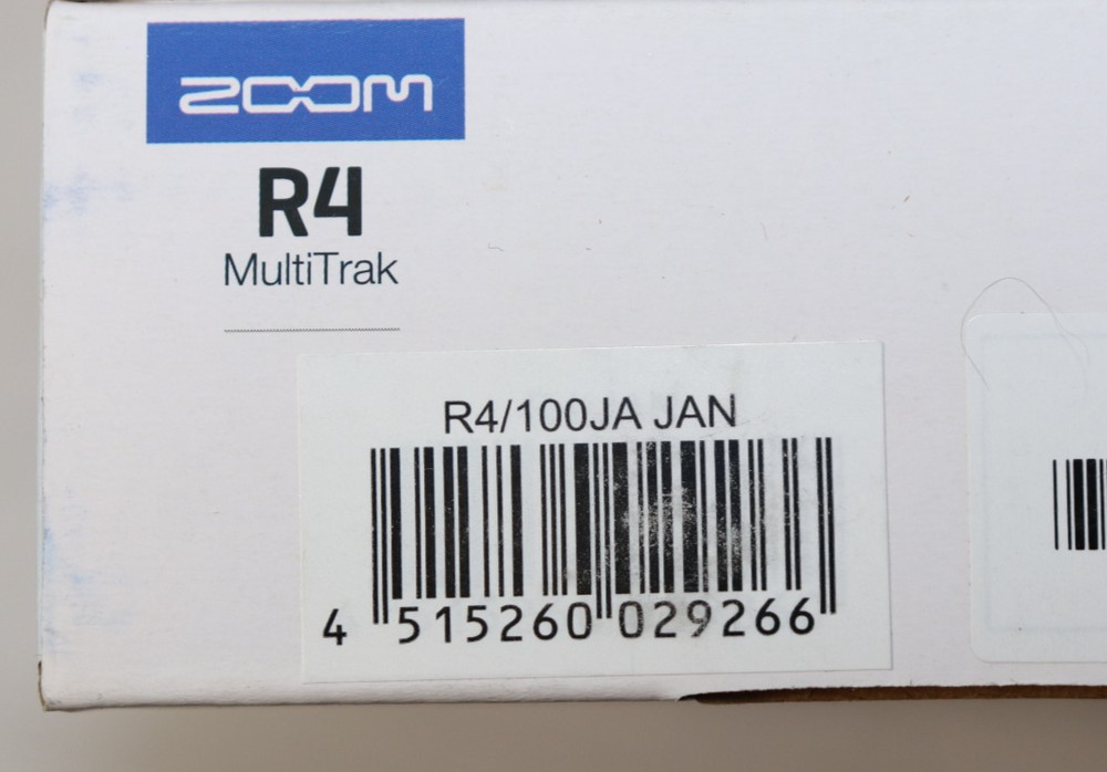 Zoom R4 MultiTrak 32-Bit Float 4-Track Portable Recorder USB Interface
