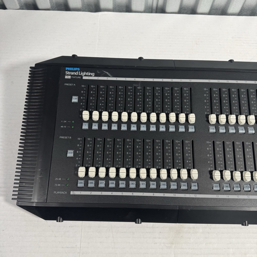 Philips Strand 200 Plus 24/48 Portable Console / 64340 — UNTESTED