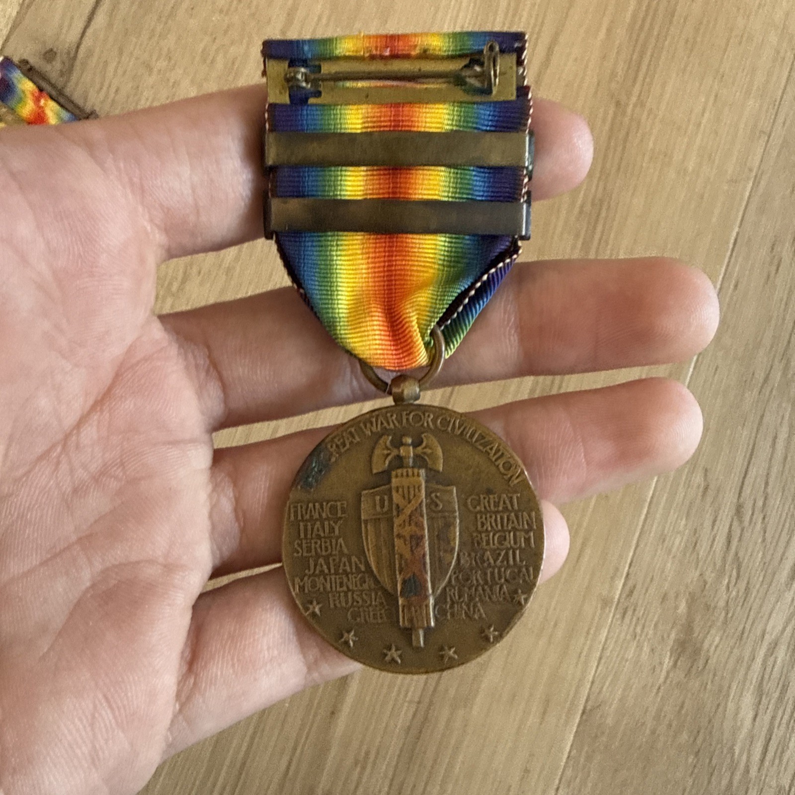 Lot of 2 WWI US Victory Medals - Aisne, St. Mihiel, France Clamps - Original