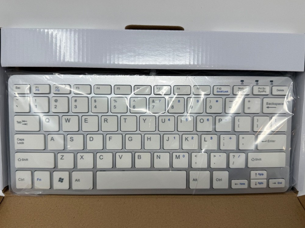 Compact USB Wired Keyboard KB-30-68WT Silver White 78-Key PC Mac New in Box