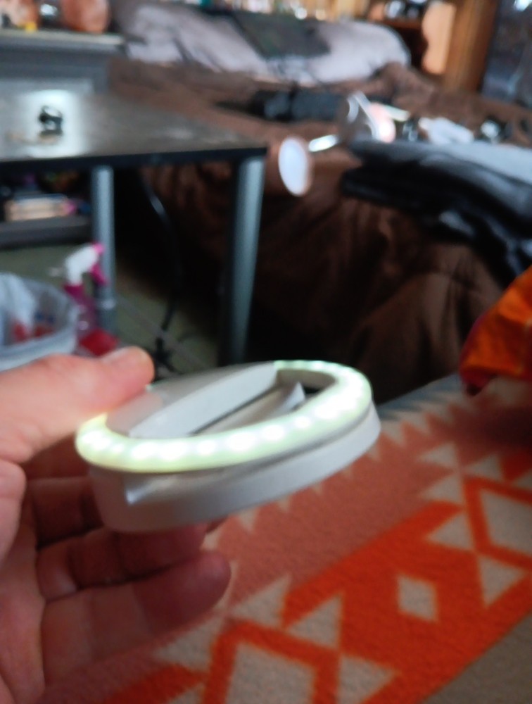 Clip On Selfie Light Slightly Used! Excellent Condition