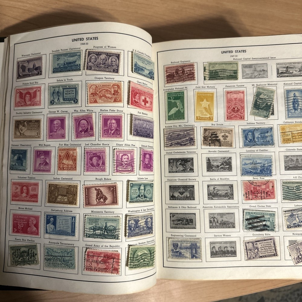 🌟 Standard World Harris Masterwork Stamp Albums Collection w/Stamps Please Read