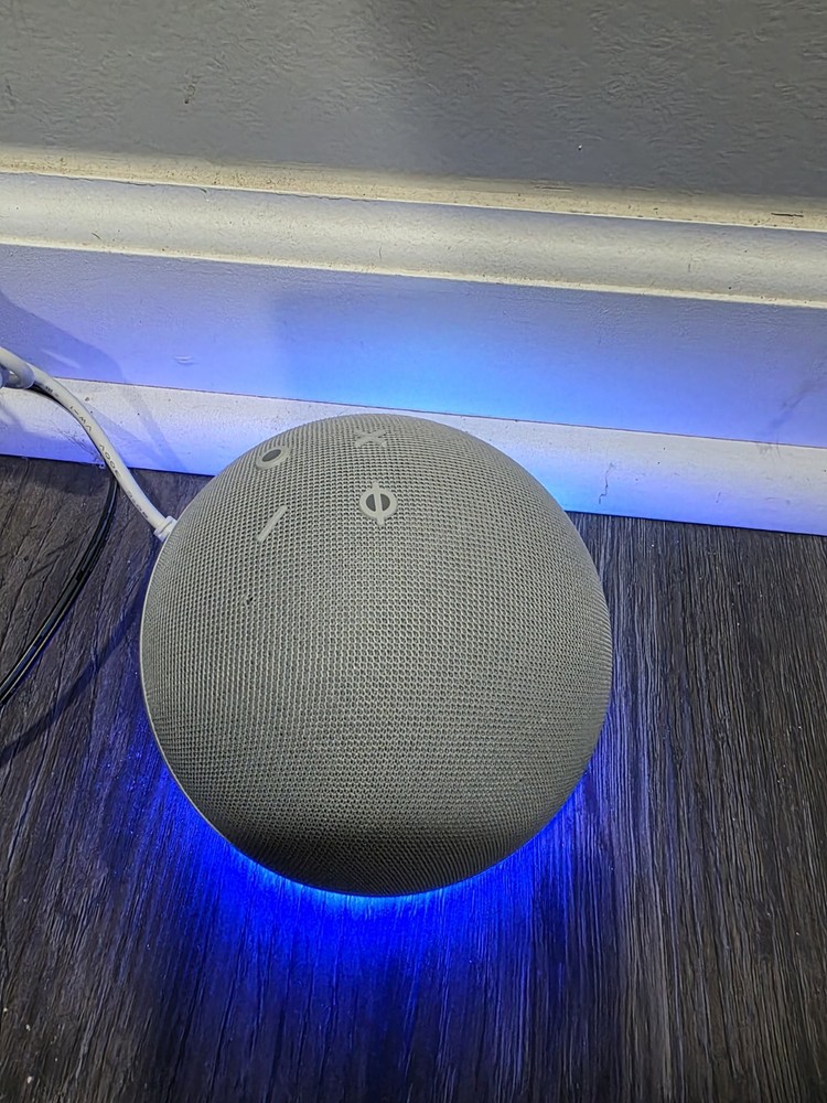 Amazon Echo Dot 5th Generation Newest Model C2N6L4 Smart Speaker GLACIER WHITE