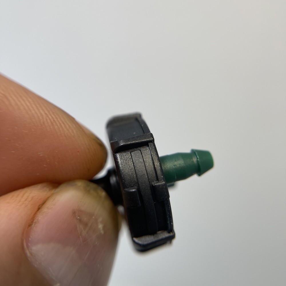 25PCS DIG BUTTON DRIPPER W222-B 2GPH. # 32