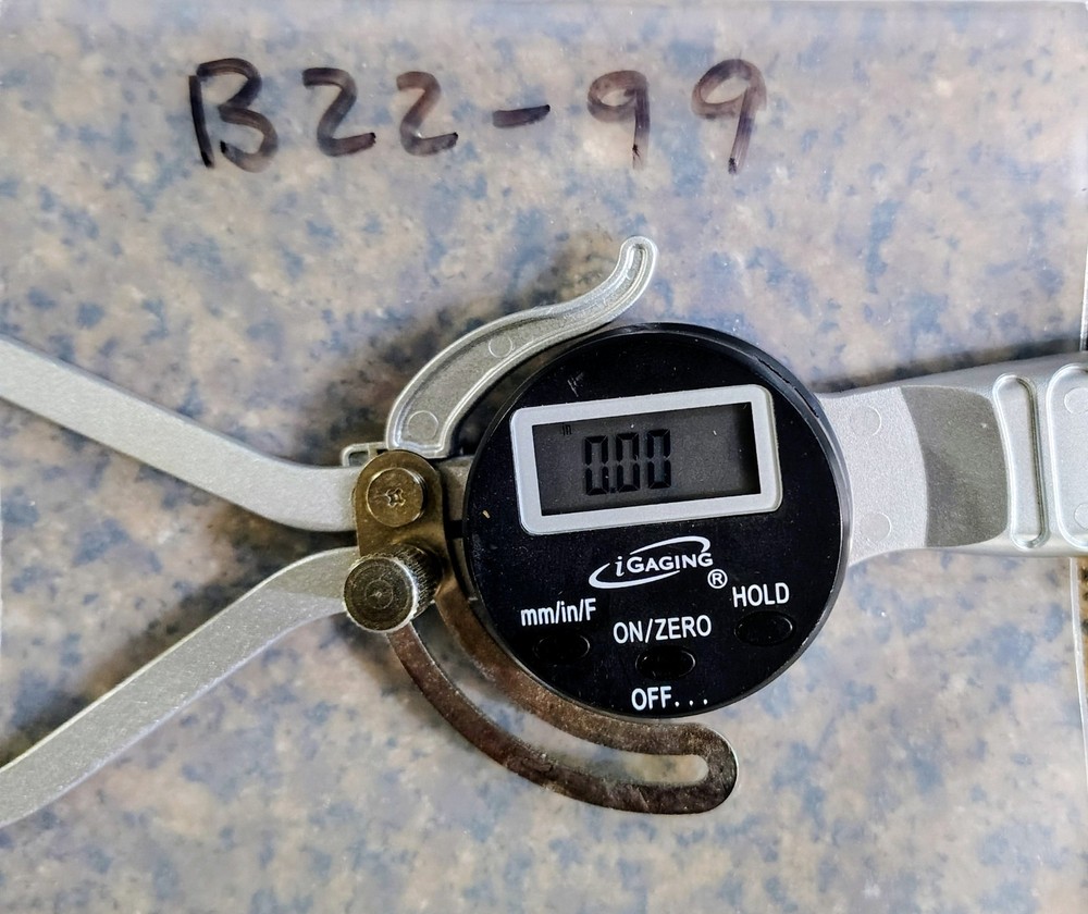 🗽iGaging 6" OUTSIDE DIGITAL CALIPER SPRING LOADED