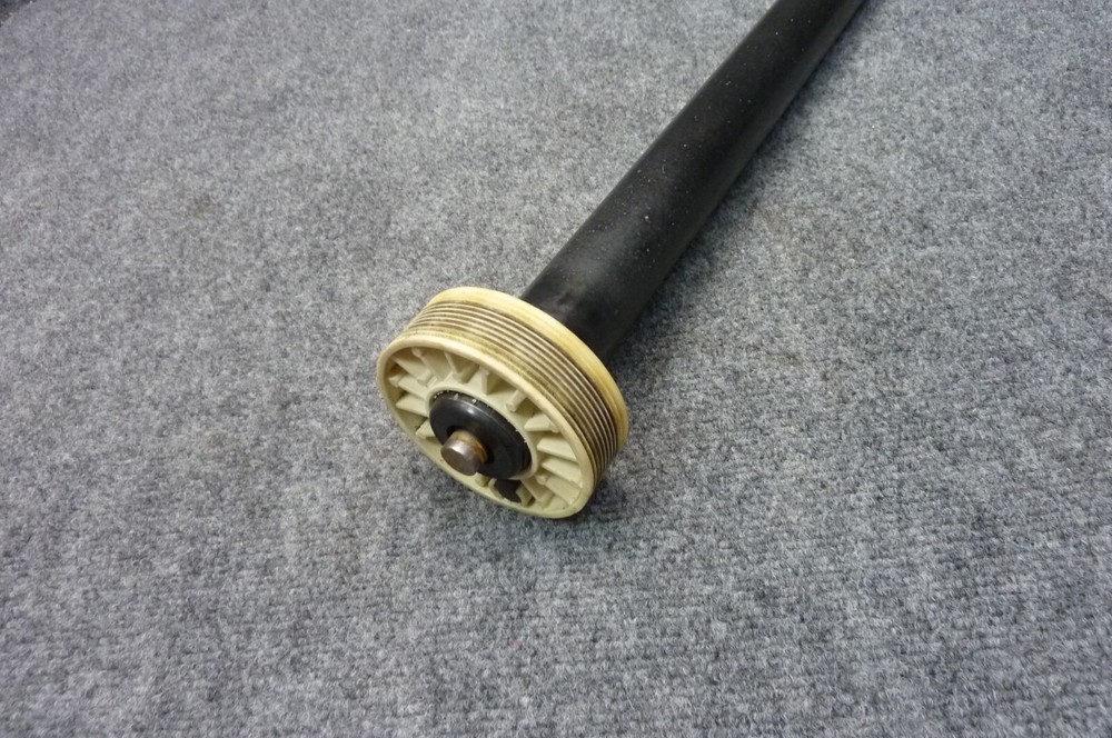 ProForm Cross Walk 405E front roller