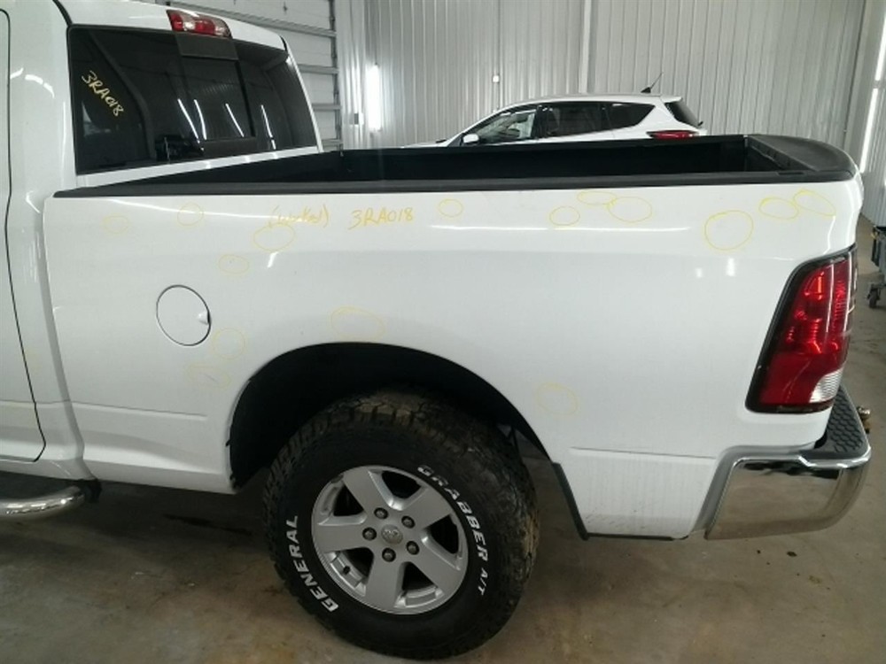 RAM1500 2012 Jack 104778662