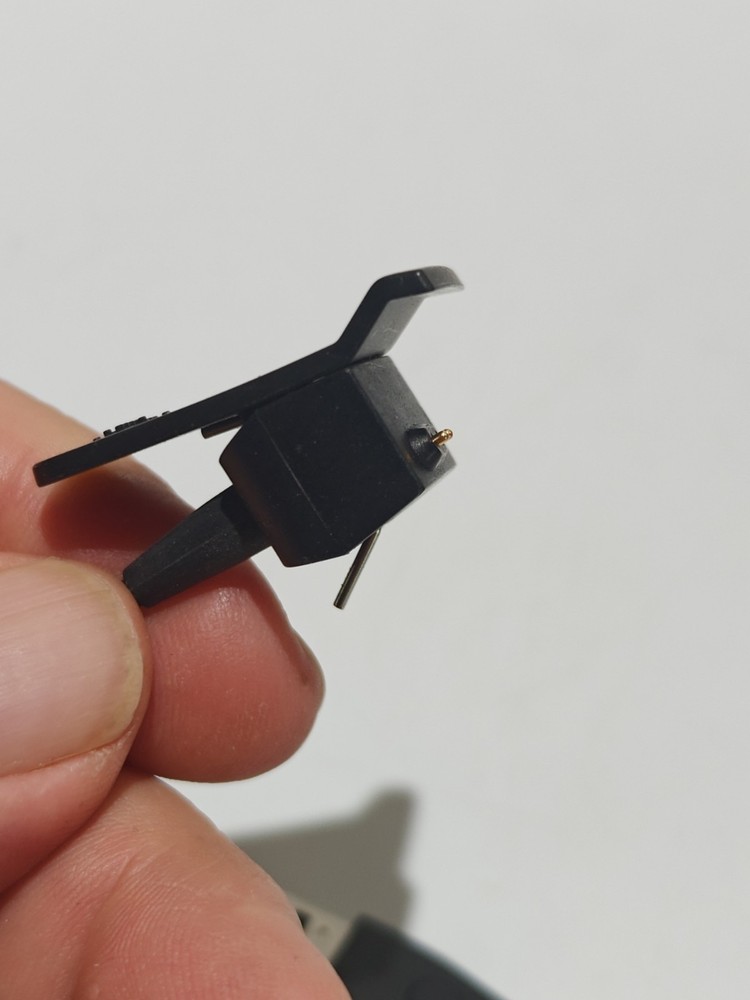 Fitbit Alta FB406 Black Gray Activity Tracker Only Needs Charger Clean Works