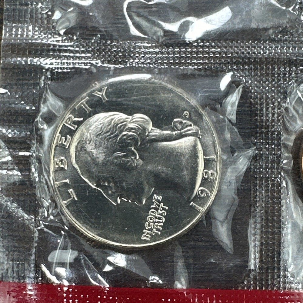 1981 D Denver Only Uncirculated Mint Set