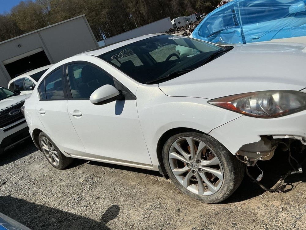 3 2011 Glove Box 4998884