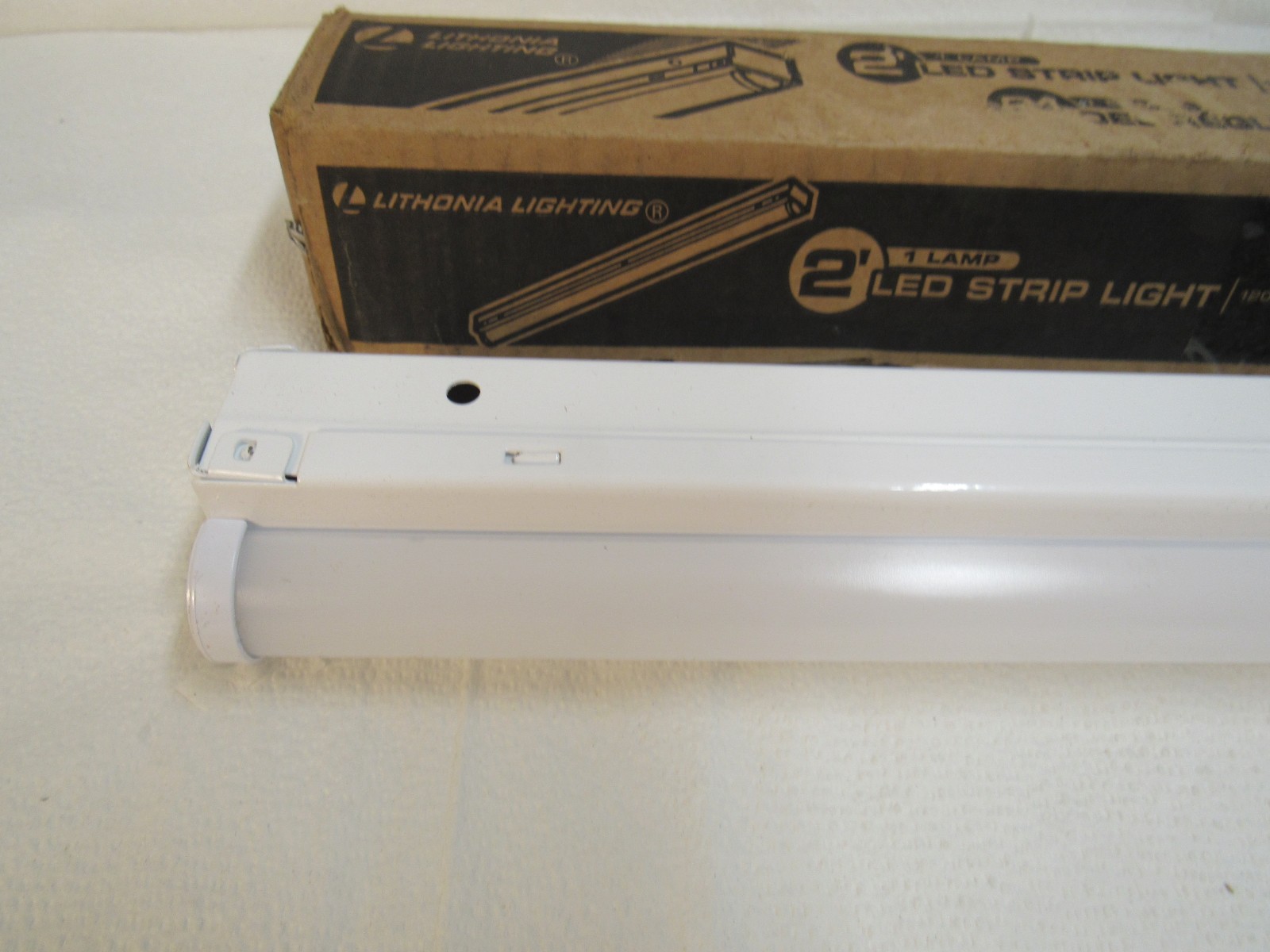 Lithonia Lighting 2' LED 1 Lamp Strip Light Matte White 4000K Bright Integrated