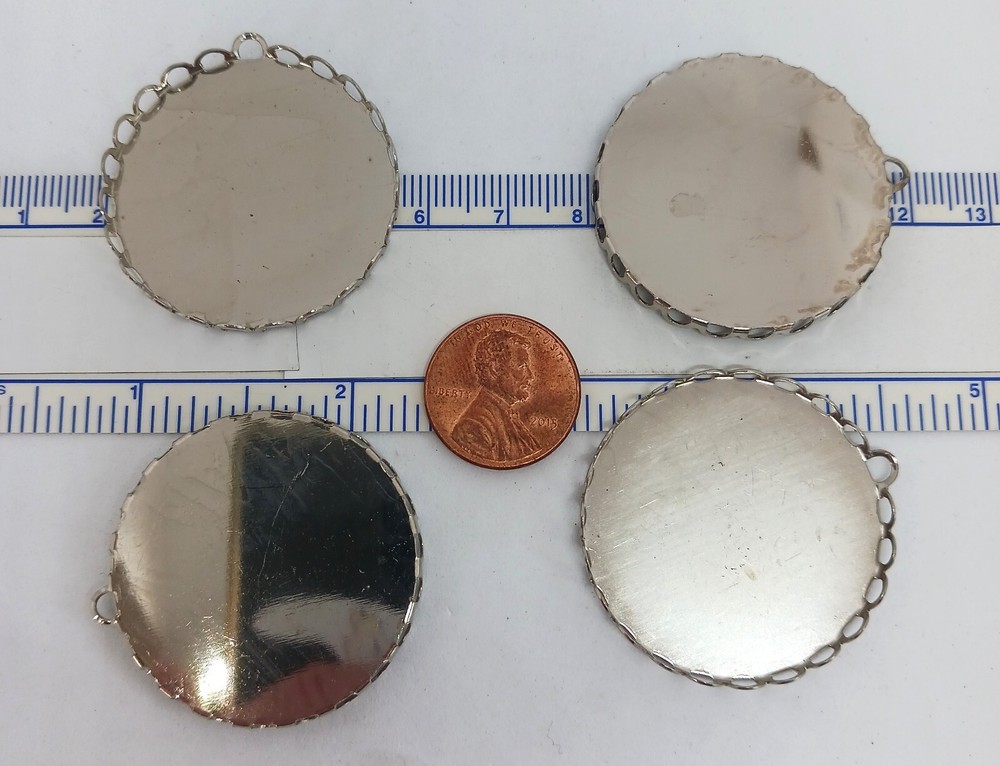 6 Round 34mm Lace Edge for Flatback Silver Tone J1-2D
