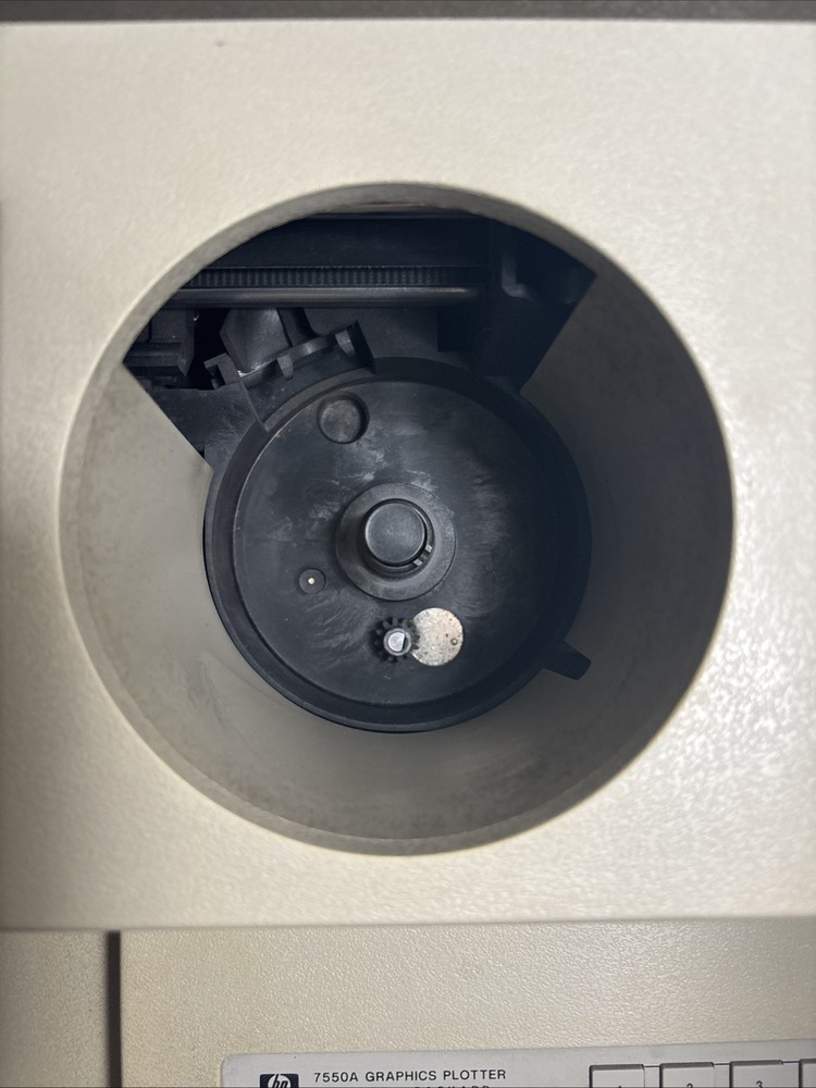 Hewlett-Packard HP 7550A graphics plotter with power cord