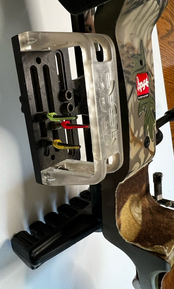 Preowned PSE Archery NOVA Compound Youth Bow Right Handed