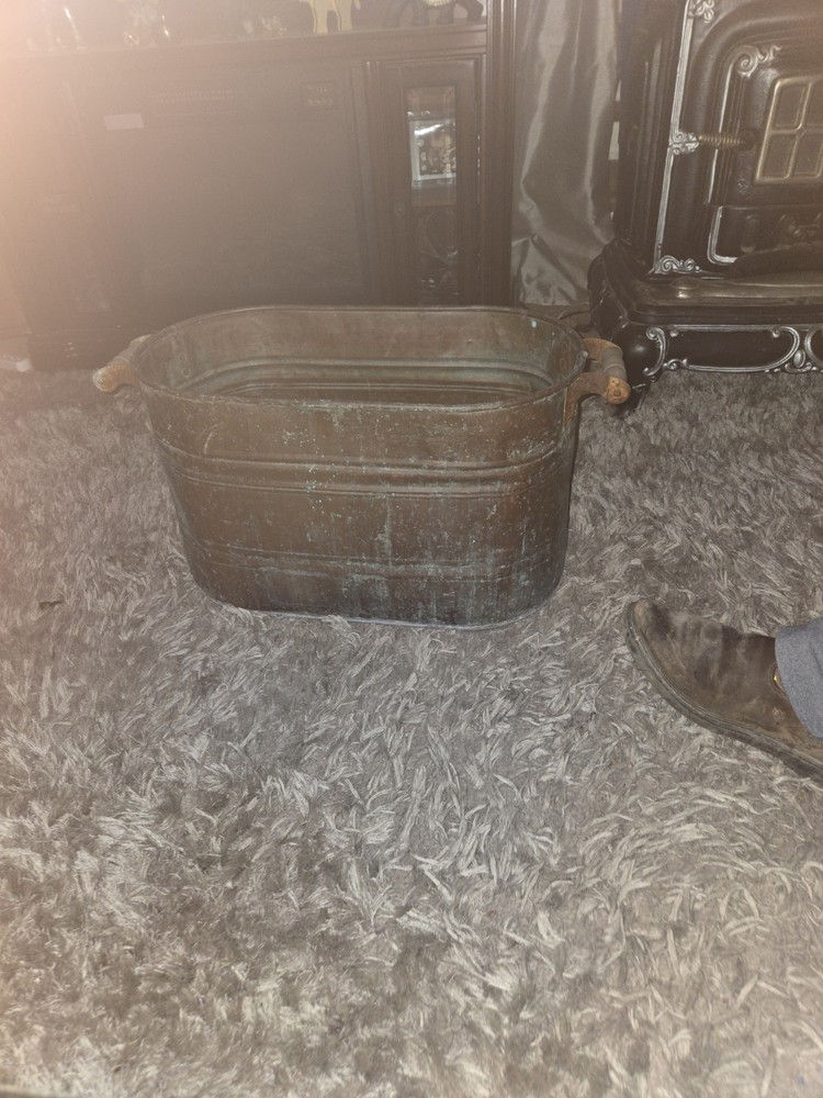 copper tub Handles wood