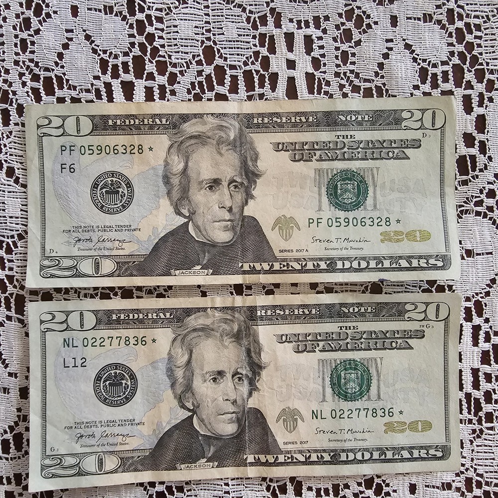 2 (Two) 2017A 2017 $20 Star Note Replacement Bill 05906328* 02277836*