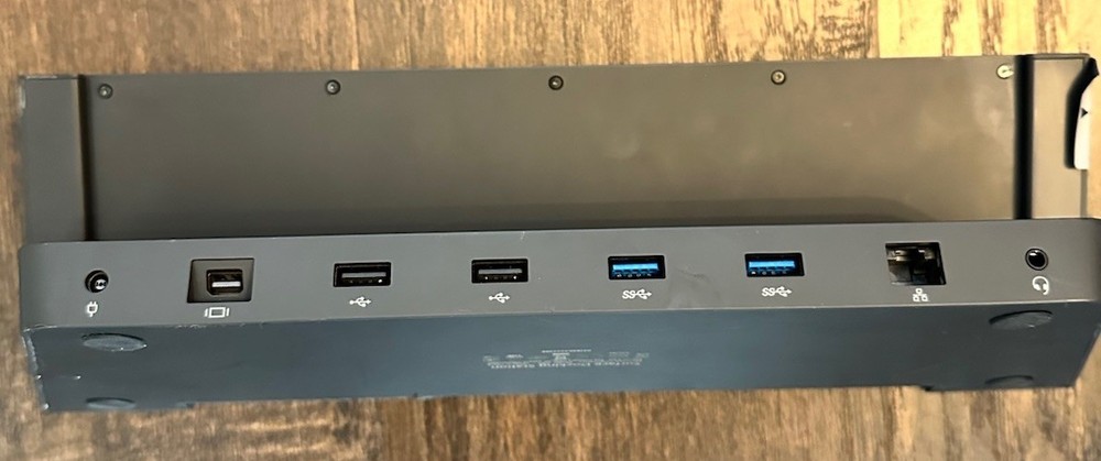 Microsoft Surface Pro 3 (1664) USB 3.0 Docking Station -No Power Adapter