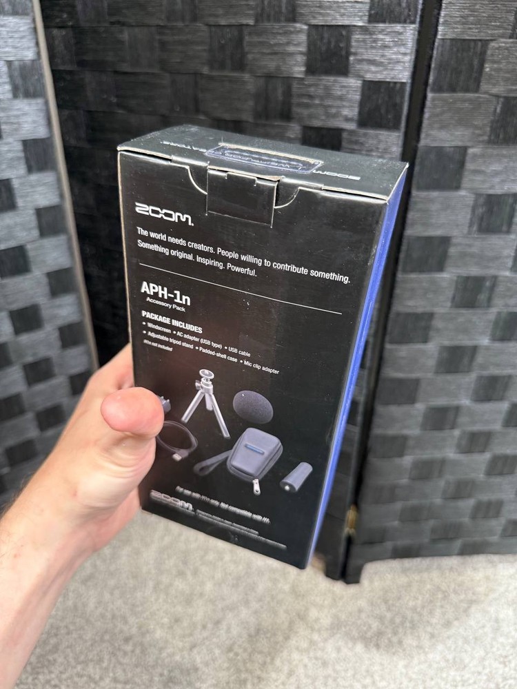 NEW Zoom APH-1n Microphone Recorder Accessory Pack