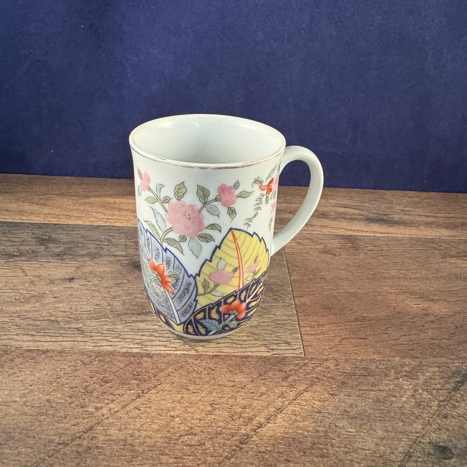 Vintage Tobacco Leaf Genus Nicotinia By Mann China Mug