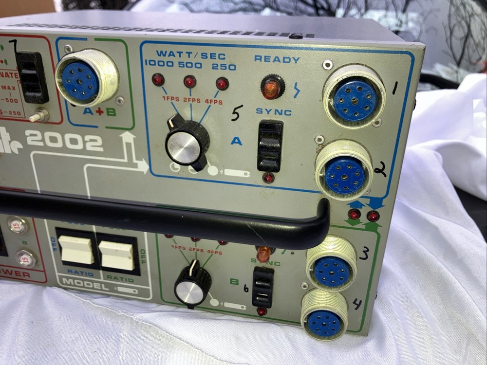 Dyna-lite 2002 Dynalite