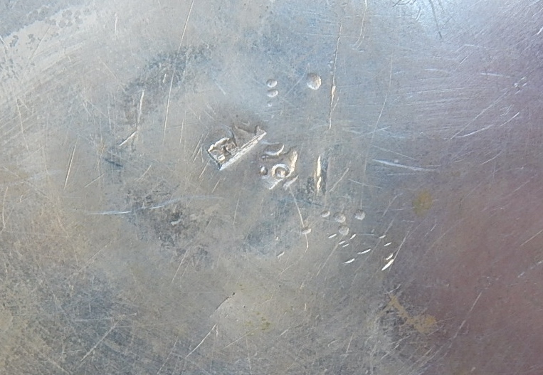 IMPORTANT FINE ANTIQUE 84 SILVER MIDDLE EASTERN ROUND REPOSE BOX