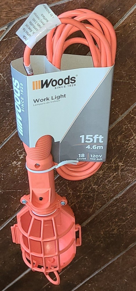 WOODS 15ft Corded Work Light #200