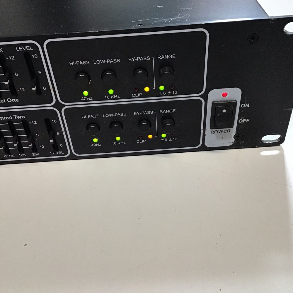 Stageworks E231X Dual Band Graphic Equalizer