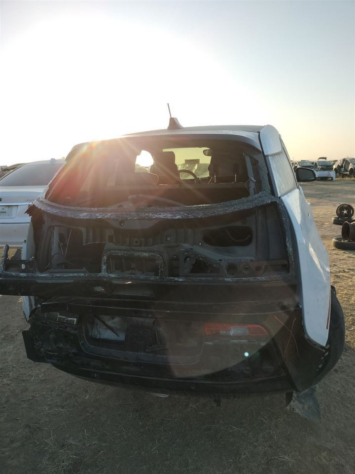 LEFT REAR DOOR WINDOW REGULATOR OEM 2017 BMW I3