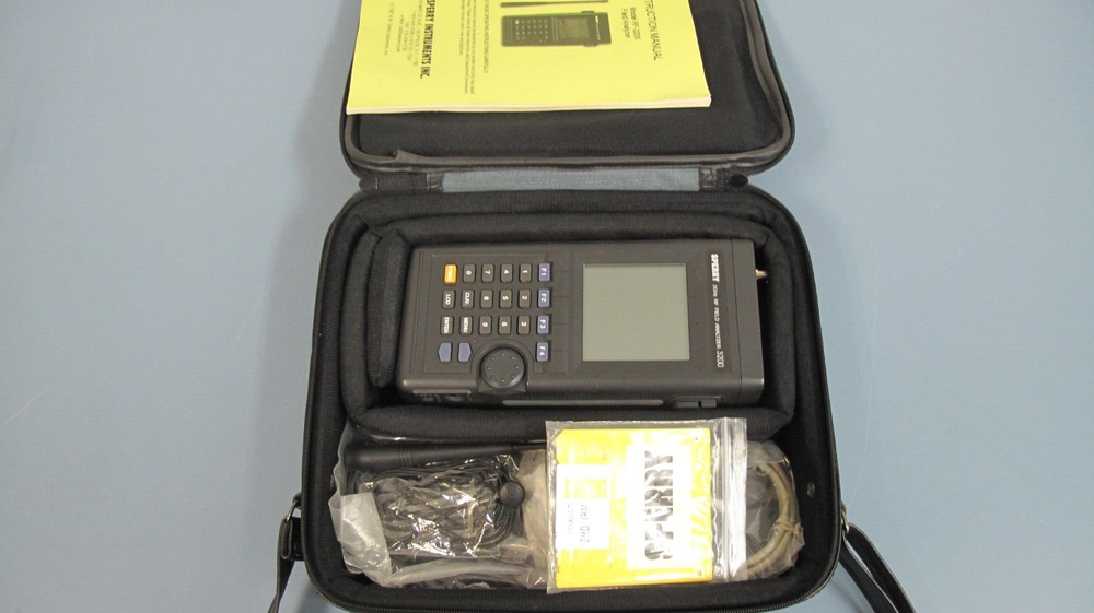 Sperry Model RF-3200 Field Analyzer With Accessories & Case Good Condition