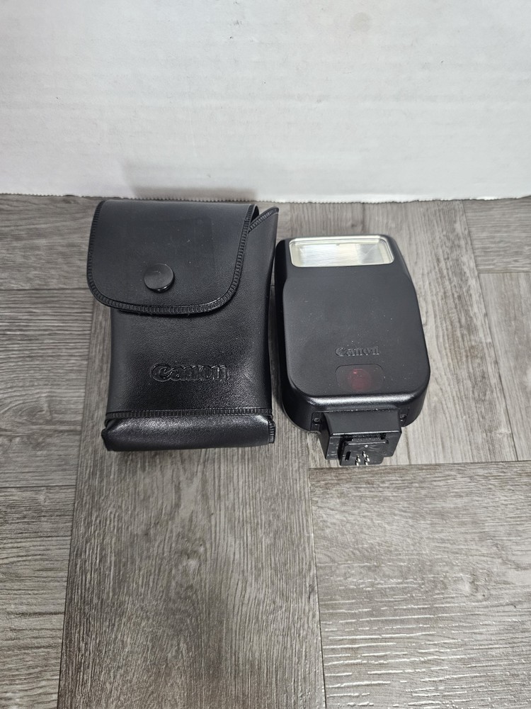 Canon Speedlite 200E Flash Mount EUC