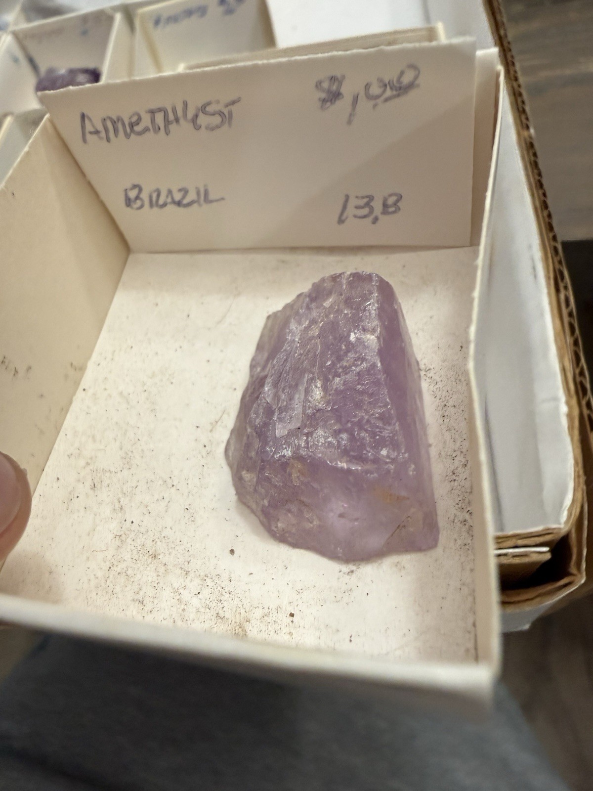 over 30 mixed specimens amethyst flourite blue holly agate