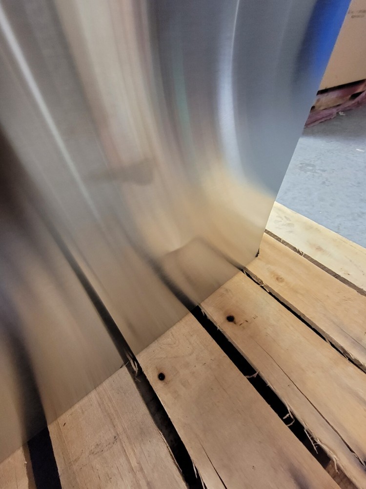 H50IMW Perlick 15" Clear Ice Maker, FI Solid Door L00435C