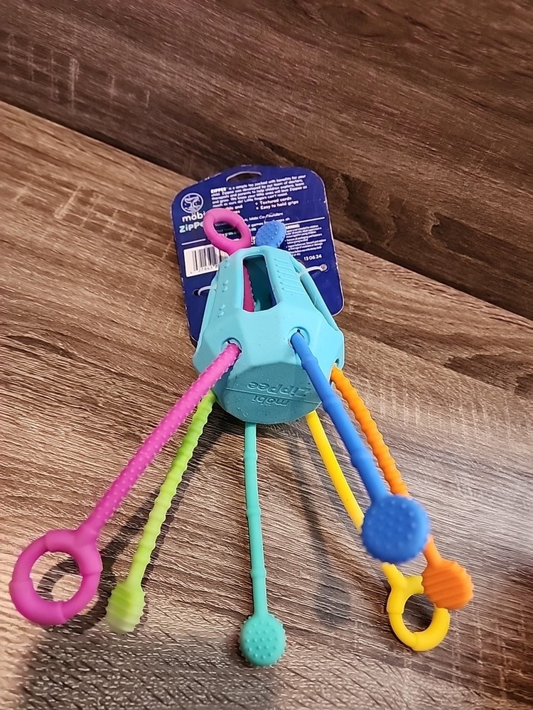 Mobi Games Zippee Sensory Exploration Activity Toy