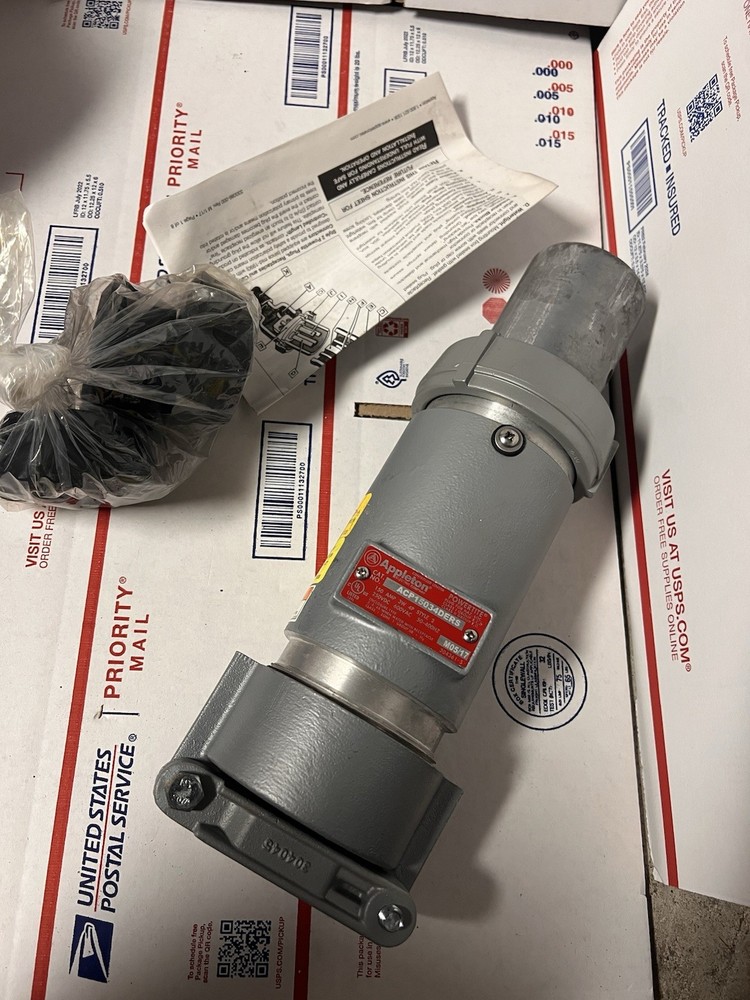 ACP15034DERS Appleton Plug