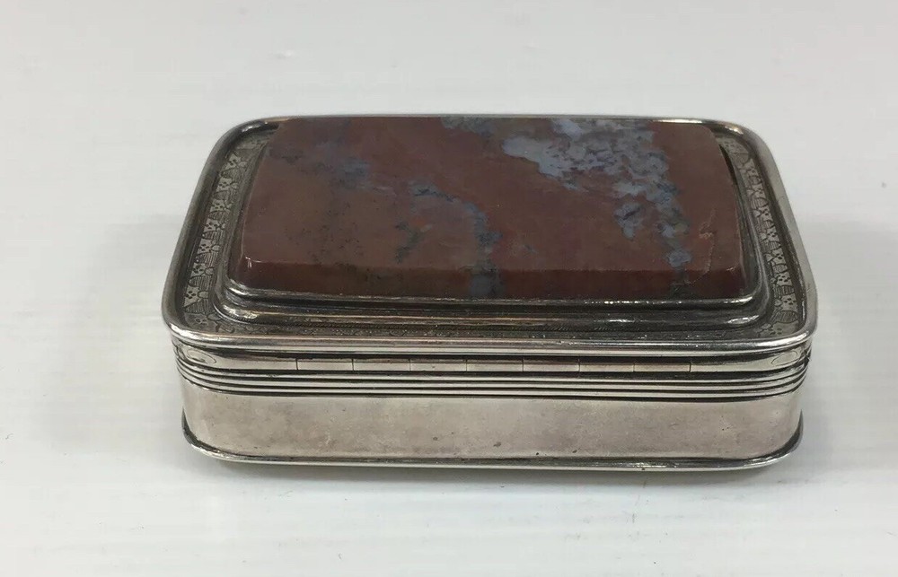 Fine Antique Georgian Solid Silver (Tested) Mounted Agate Table Snuff Box 126g