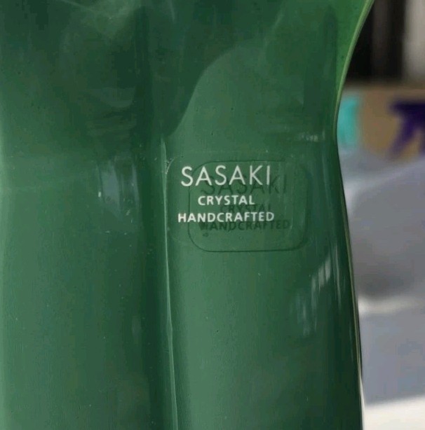 VTG Sasaki Crystal Handcrafted Spring Green Art Glass Vase 8.75" Japan Modern