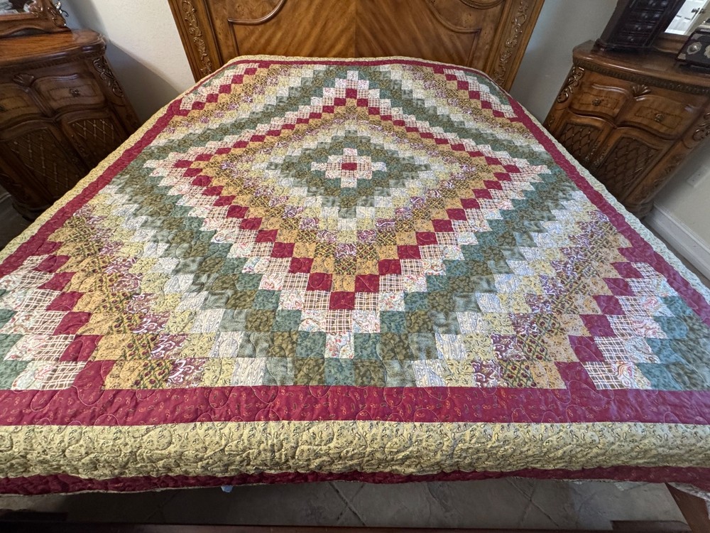 Queen Size Machine Pieced And quilted Patchwork Quilt one left