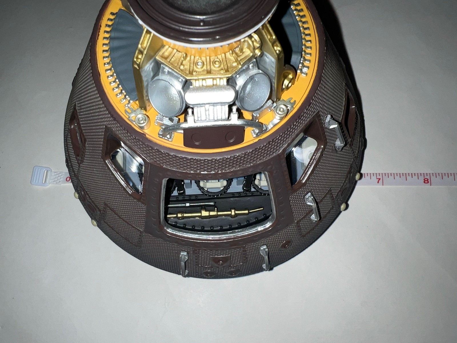 NEW 1/25 Daron Executive NASA Apollo 11 Spacecraft Capsule Command Module Model