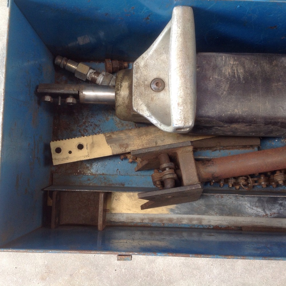 Rockwell Pneumatic Hacksaw Model B