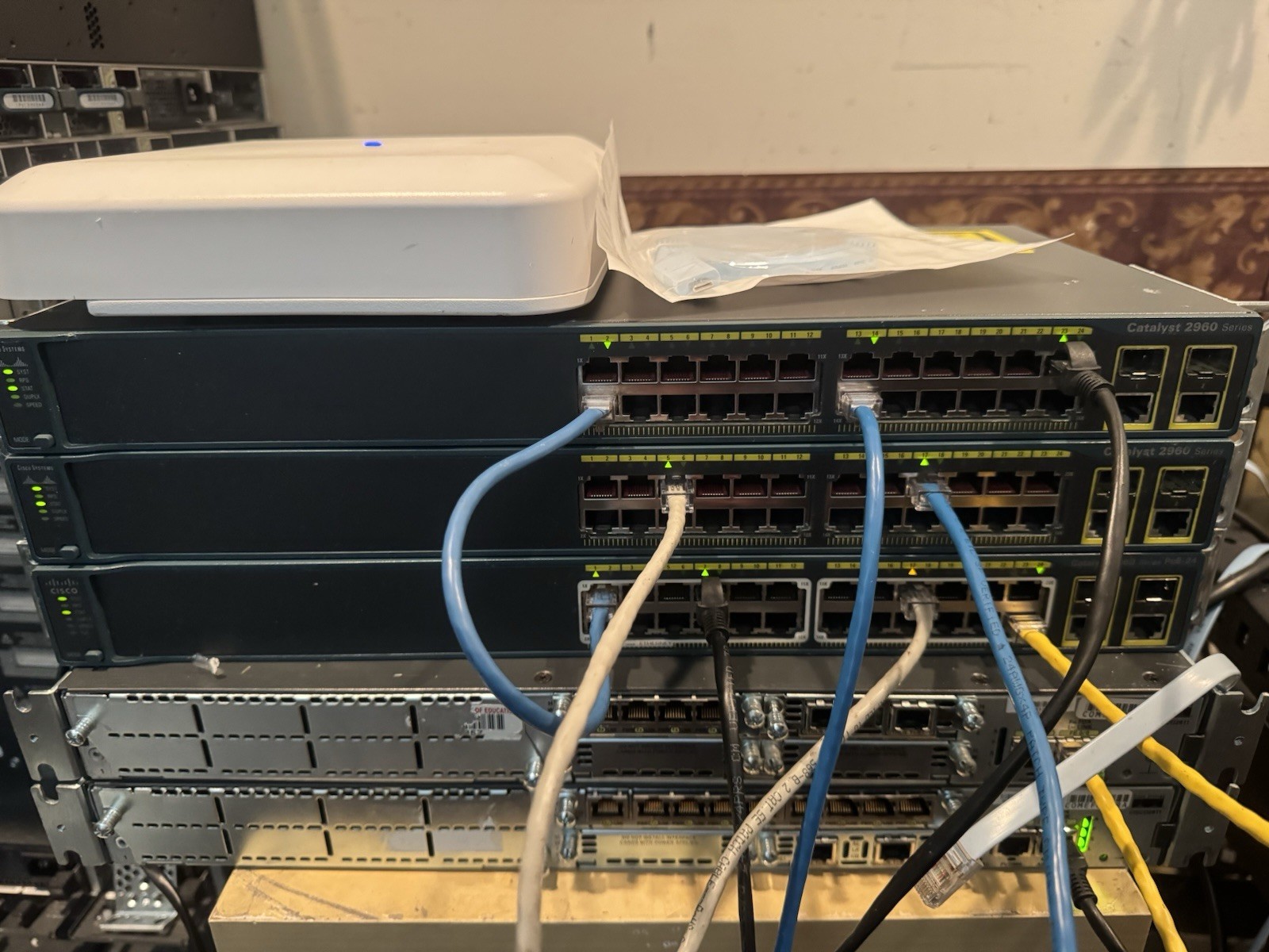 Cisco CCNA Home Lab Kit 3 Switches and 2 Routers L2  1RU with cables & AP